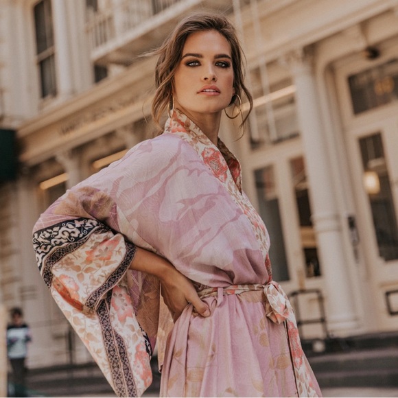 Resort Beach Kimono - Picture 8 of 8